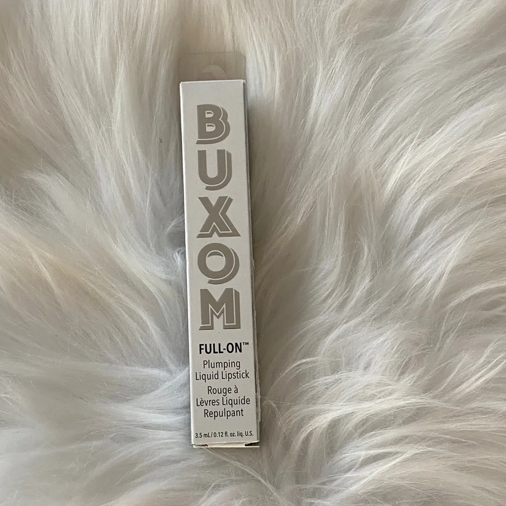 BUXOM full on plumping lipstick/matte dolly diva